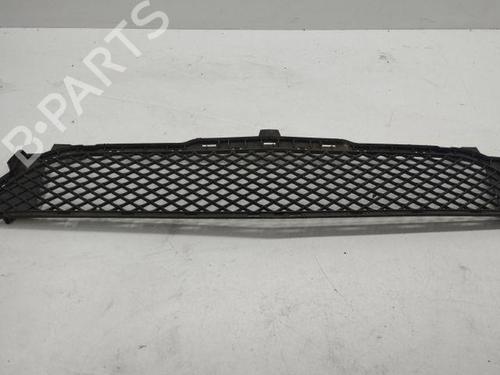 Used Grille MERCEDES-BENZ B-CLASS Sports Tourer (W246, W242) B 180 CDI / d (246.212) (109 hp) 28849995
