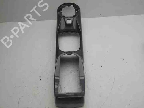 Used Middle console NISSAN JUKE (F16_) 1.6 Hybrid (143 hp) 28865042