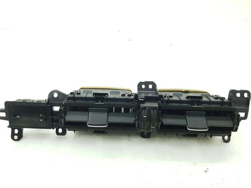 Used Air vent TOYOTA AURIS (_E18_) 1.4 D-4D (NDE180_, NDE180R) (90 hp) 28875505