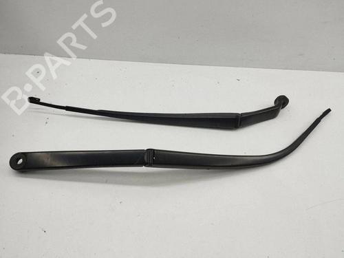 Used Front windshield wiper arm Front windshield wiper arm HONDA CR-V IV (RM_) 1.6 i-DTEC 4WD (RE6) (160 hp) 40232785 40232785