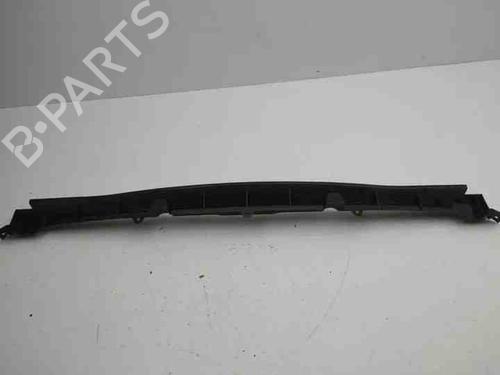 Używane Mocowanie zderzaka tylnego TESLA MODEL S (5YJS) 60 (306 hp) 28862838