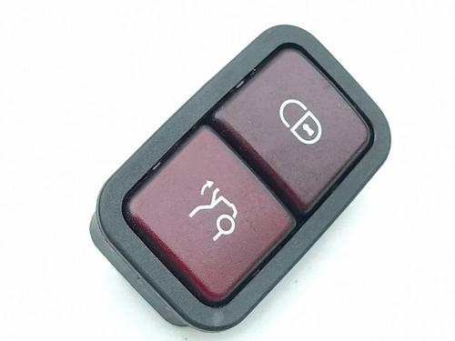Switch MERCEDES-BENZ CLS (C218) CLS 63 AMG (218.374) | BP37586352I30 - Image 2