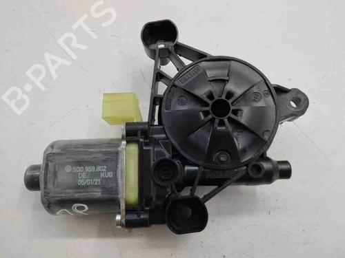 Used Left front window motor AUDI A3 Sportback (8VA, 8VF) 2.0 TDI (136 hp) 28904417