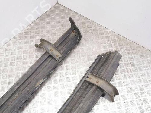 Right sideskirt NISSAN NAVARA (D22) 3.0 TD 4x4 | BP28905957C114 