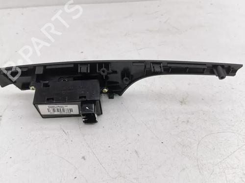 Left front window switch HYUNDAI i40 I (VF) 1.7 CRDi | BP28861831I27 