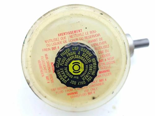Brake master cylinder PORSCHE 911 (996) 3.4 Carrera | BP30731117M77