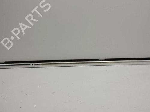 Used Door moulding trim MERCEDES-BENZ M-CLASS (W164) ML 300 CDI 4-matic (164.121) (204 hp) 28902866
