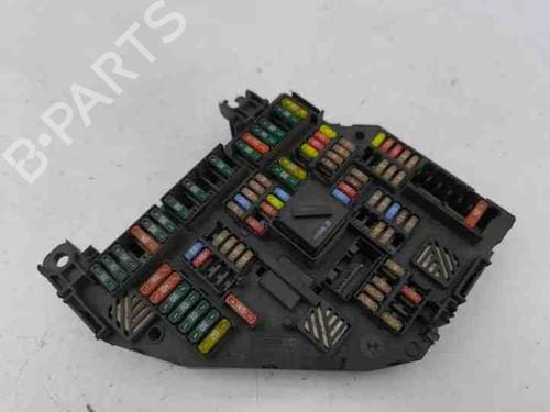Used Fuse box BMW 7 (F01, F02, F03, F04) 730 d (245 hp) 28851843