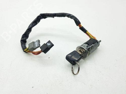 Used Ignition barrel RENAULT ESPACE II (J/S63_) 2.2 (J/S637, J63G) (108 hp) 28870572