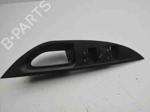 Used Right front window switch SEAT ALTEA (5P1) 2.0 TDI 16V (140 hp) 28852361
