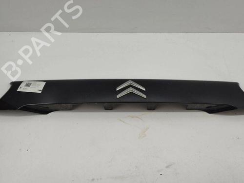 Used Tailgate trim CITROËN C-CROSSER (VU_, VV_) 2.2 HDi (156 hp) 28904870