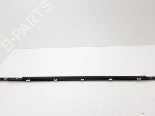 Door moulding trim HYUNDAI i40 I (VF) 1.7 CRDi | BP28892304C150 