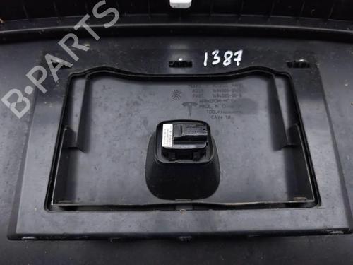 Handskerum TESLA MODEL Y (5YJY) EV Rear-Wheel Drive | BP38496051C95  - Image 13
