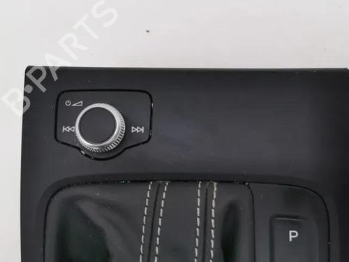 Gear lever AUDI A1 Sportback (8XA, 8XF) 1.0 TFSI | BP28863052M90 