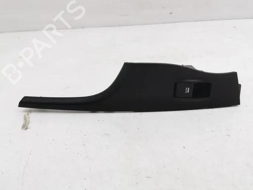 Used Left front window switch HYUNDAI i40 I (VF) 1.7 CRDi (116 hp) 28861824