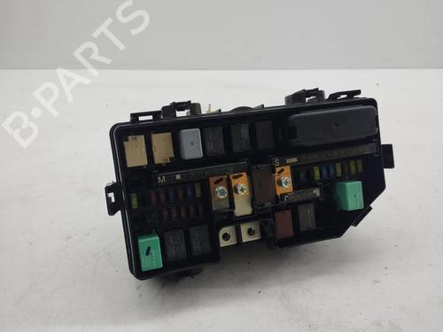 Used Fuse box Fuse box 33224440 33224440