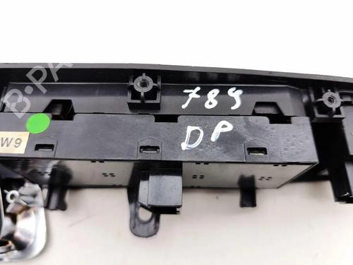 Right front window switch OPEL ANTARA A (L07) 2.2 CDTi 4x4 | BP33899947I26 - Image 4
