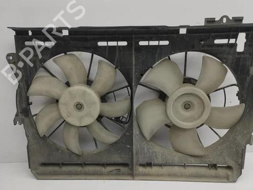 Koelventilatormotor TOYOTA COROLLA Verso (_E12_) 2.0 D-4D (CDE120_, CDE120R) (90 hp) 28857214