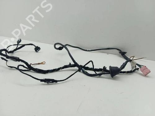 Used Wiring harness Wiring harness 33923155 33923155