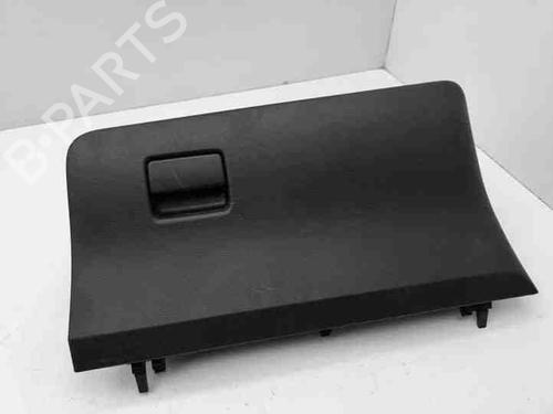 Hanskerom TOYOTA YARIS (_P1_) 1.4 D-4D (NLP10_, NLP10R) (75 hp) 28853384