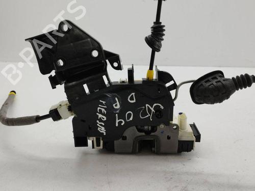 Used Front right lock MERCEDES-BENZ C-CLASS (W204) C 220 CDI (204.002) (170 hp) 28885785