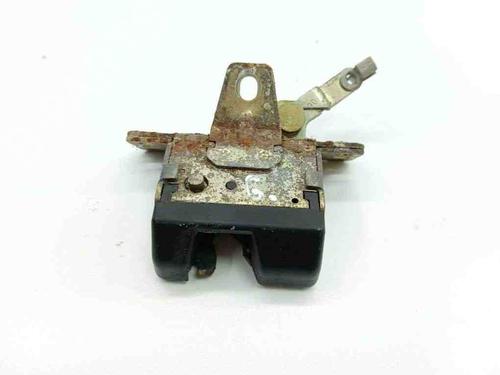 Used Tailgate lock OPEL VECTRA B Estate (J96) 2.2 DTI 16V (F35) (125 hp) 28888861