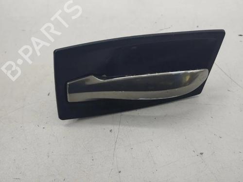 Used Front left interior door handle Front left interior door handle 33909792 33909792