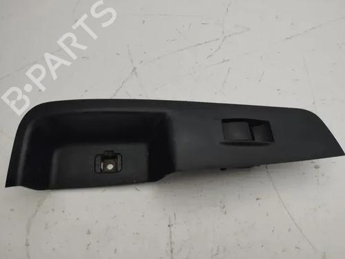 Used Right rear window switch Right rear window switch 28850207 28850207