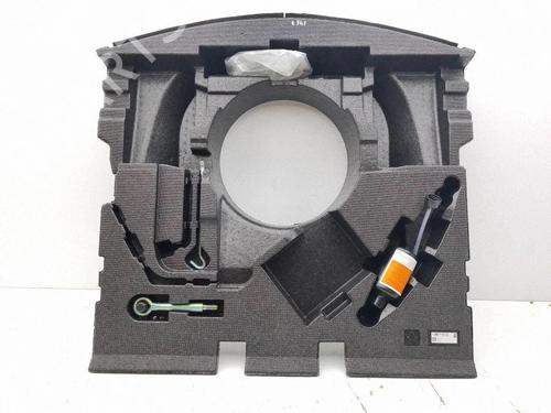 Used Glove box Glove box 38479360 38479360