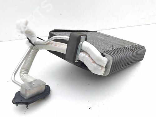 AC radiator MASERATI QUATTROPORTE V 4.7 S | BP33667722M32 - Image 6