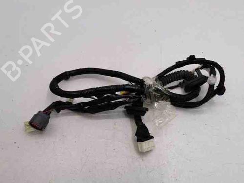 Used Wiring harness NISSAN X-TRAIL II (T31) 2.0 dCi 4x4 (150 hp) 28842147