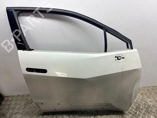 Used Right front door Right front door 38242667 38242667