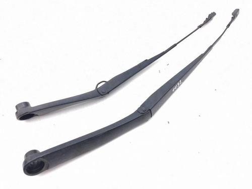 Used Front windshield wiper arm Front windshield wiper arm 37687640 37687640