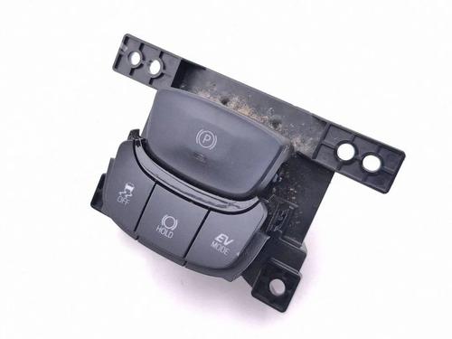 Used Switch Switch TOYOTA C-HR (_X1_) 1.8 Hybrid (ZYX10_, ZYX11_, ZYX10R, ZYX11R) (122 hp) 40069637 40069637