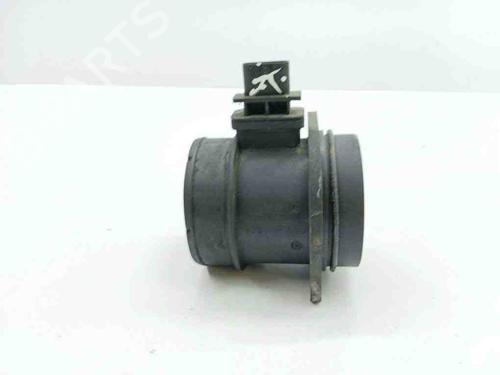Used Mass air flow sensor KIA CARENS I MPV (FC, FJ) 2.0 CRDi (140 hp) 28876013