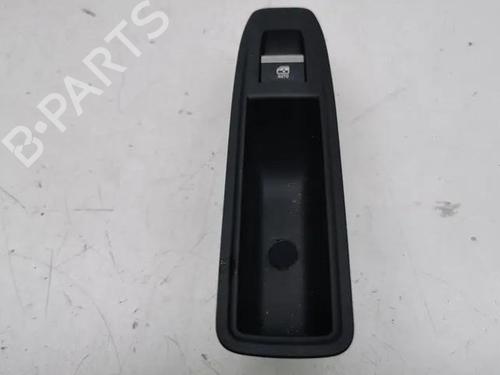 Used Left front window switch RENAULT MEGANE I (BA0/1_) 1.4 e (BA0E, BA0V) (75 hp) 28861567