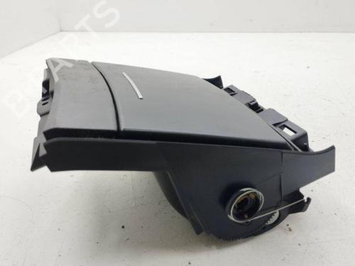 Used Cup/Object holder CHRYSLER 300C Touring (LX, LE) 3.0 CRD (218 hp) 28850600