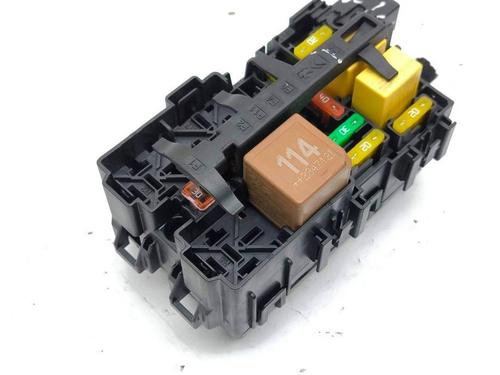 Sikringsdåse JEEP AVENGER (J2) Electric (156 hp) 28881976