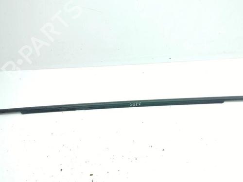 Used Door moulding trim HYUNDAI SANTA FÉ II (CM) 2.2 CRDi 4x4 (155 hp) 28887026