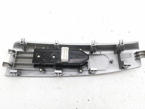 Left rear window switch HYUNDAI SANTA FÉ II (CM) 2.2 CRDi 4x4 | BP28886997I29 