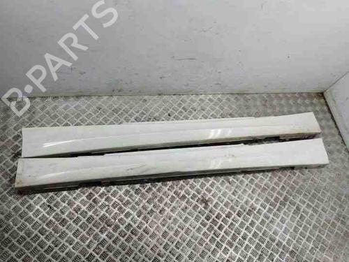 Venstre sidekjole BMW 1 (E87) 118 d (136 hp) 28852159