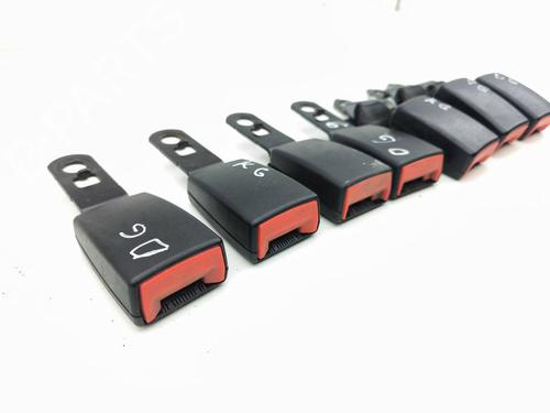 Seat buckle VW TOURAN (1T1, 1T2) 2.0 TDI 16V | BP29510238I32 