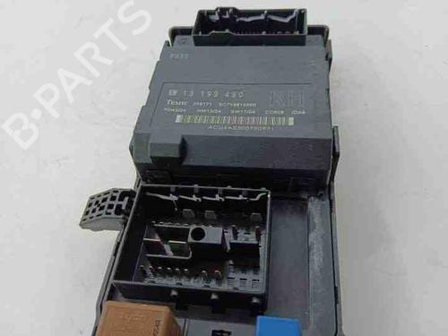 Fuse box OPEL VECTRA C GTS (Z02) 1.9 CDTI (F68) | BP28843976E1