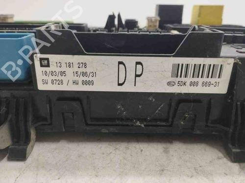 Fuse box OPEL ASTRA H (A04) 1.7 CDTI (L48) | BP28875021E1