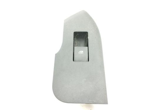 Used Right rear window switch CHEVROLET CAPTIVA (C100, C140) 2.2 D 4WD (184 hp) 28890087