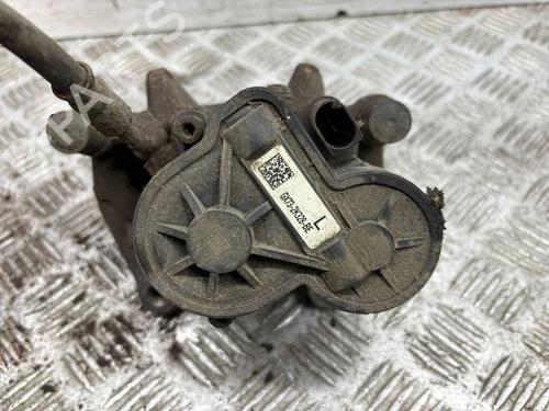 Left rear brake caliper JAGUAR E-PACE (X540) 2.0 D180 AWD | BP38241516M107 - Image 4