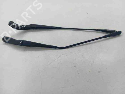 Used Front windshield wiper arm MERCEDES-BENZ B-CLASS Sports Tourer (W245) B 200 CDI (245.208) (140 hp) 28850566