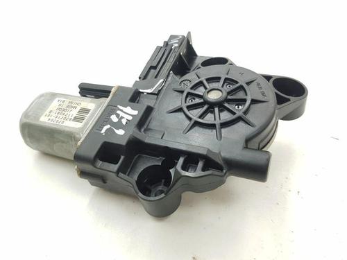 Right rear window motor VOLVO V70 II (285) D5 | BP28903437E22 