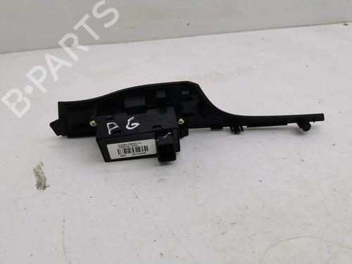 Left rear window switch HYUNDAI i40 I CW (VF) 1.7 CRDi | BP33645338I29 - Image 3