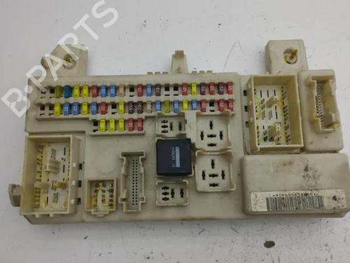 Used Fuse box FORD FOCUS C-MAX (DM2) 2.0 TDCi (133 hp) 28850832